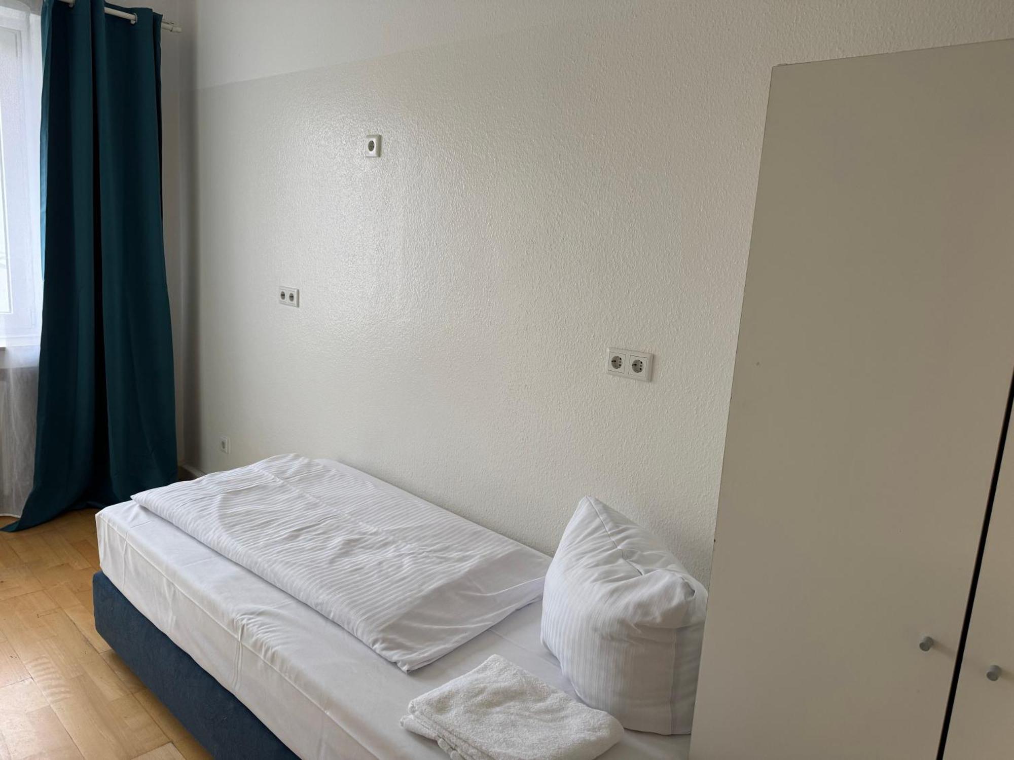 Graf-Adolflux Apartment Dusseldorf Exterior photo