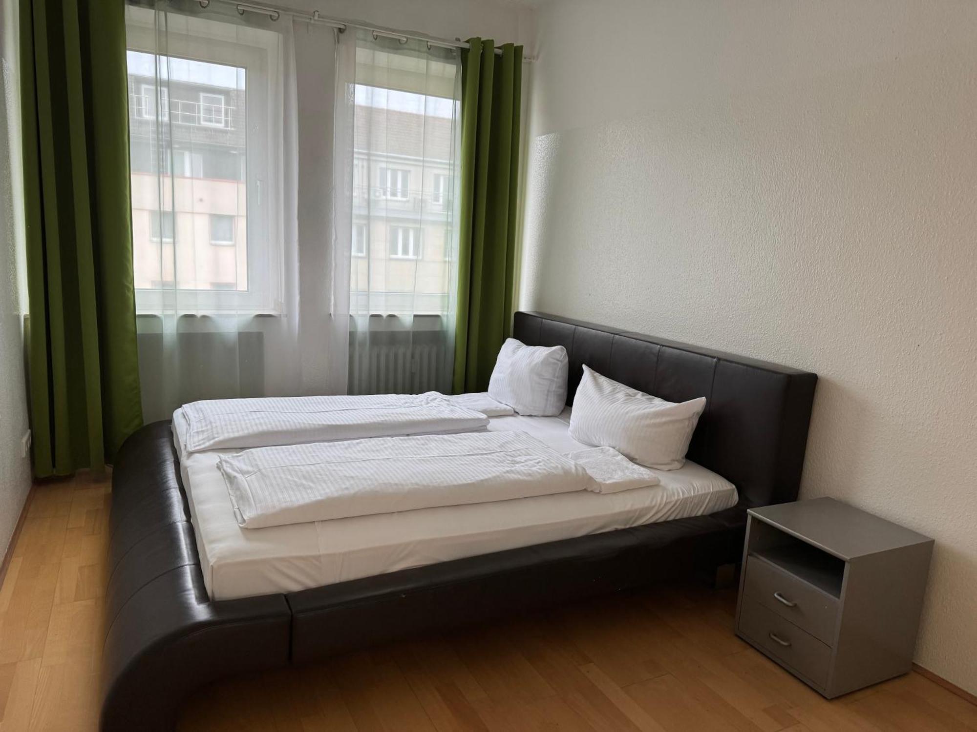 Graf-Adolflux Apartment Dusseldorf Exterior photo